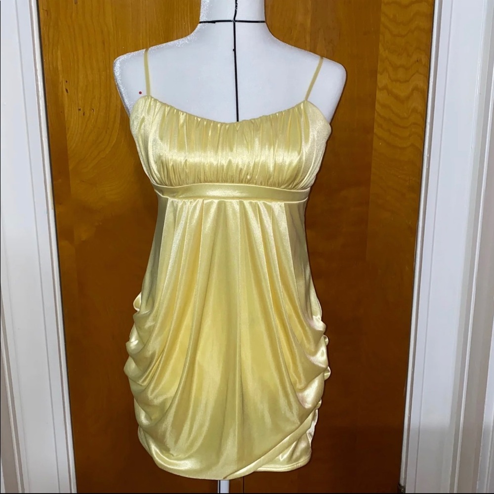 New Mini Yellow Dress Medium